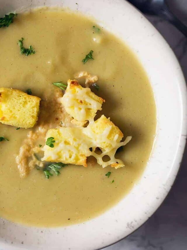 Acorn Squash Soup with Parmesan Croutons