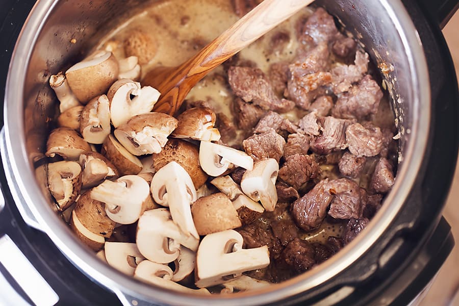 mushrooms and beef in an instant pot
