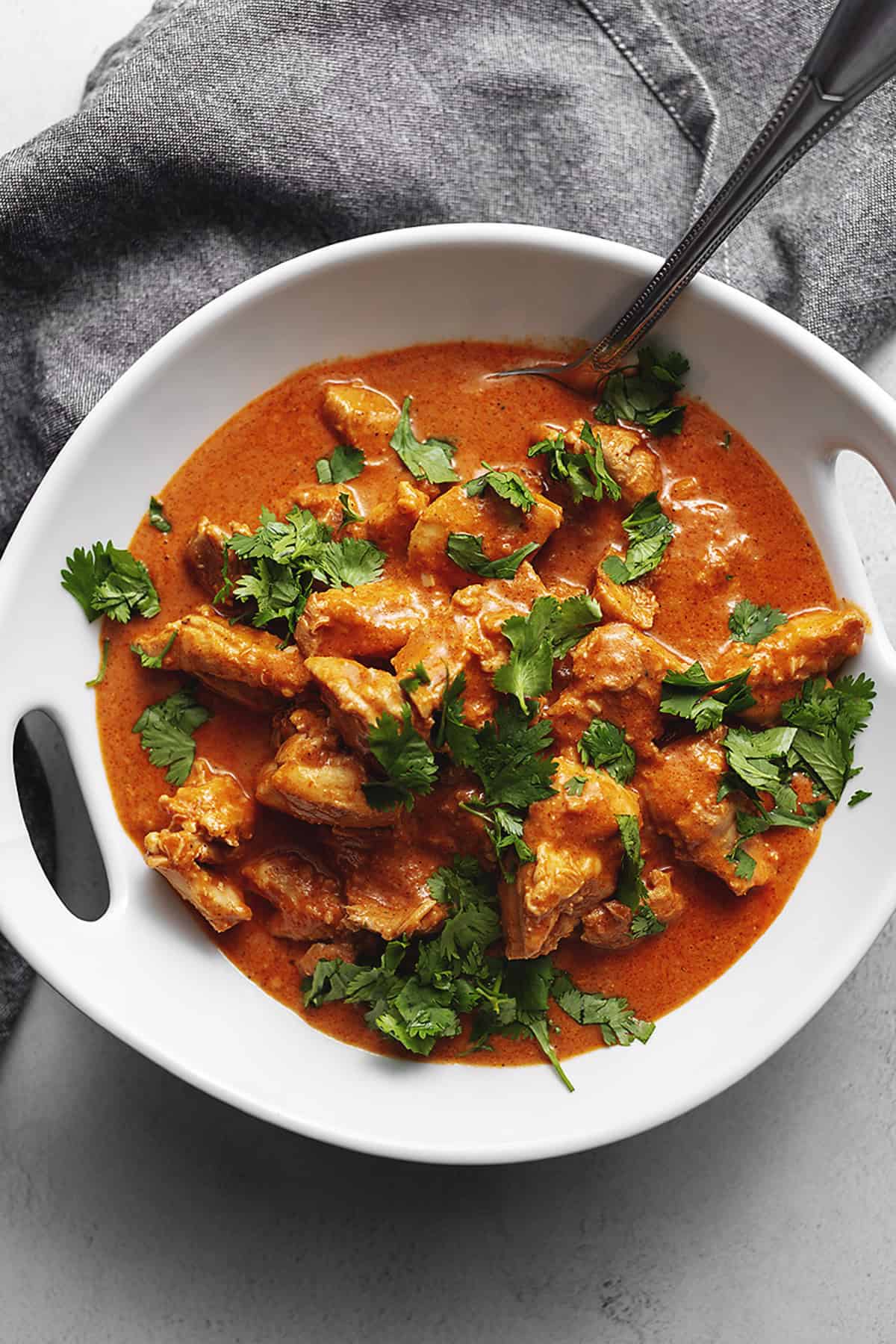 keto butter chicken in a white bowl