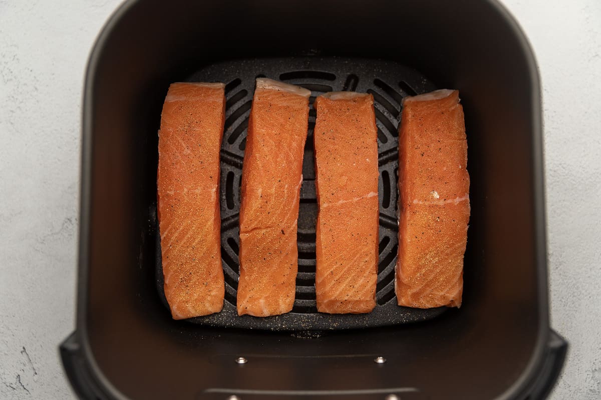4 salmon planks in an air fryer