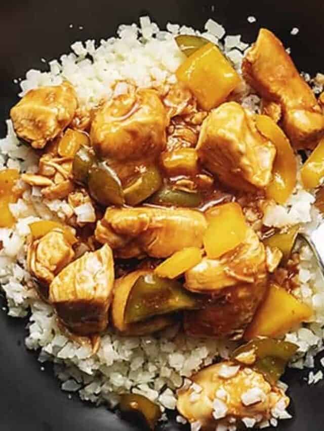 keto sweet and sour chicken over steam cauliflower rice