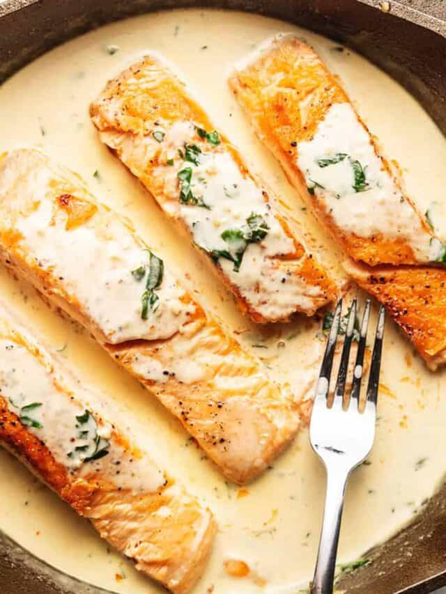 keto salmon recipe with a creamy sauce