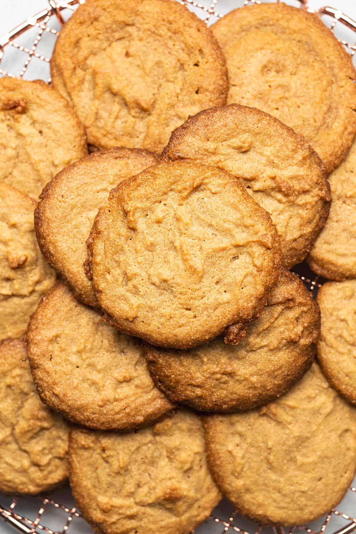 a tray of peanut butter cookies
