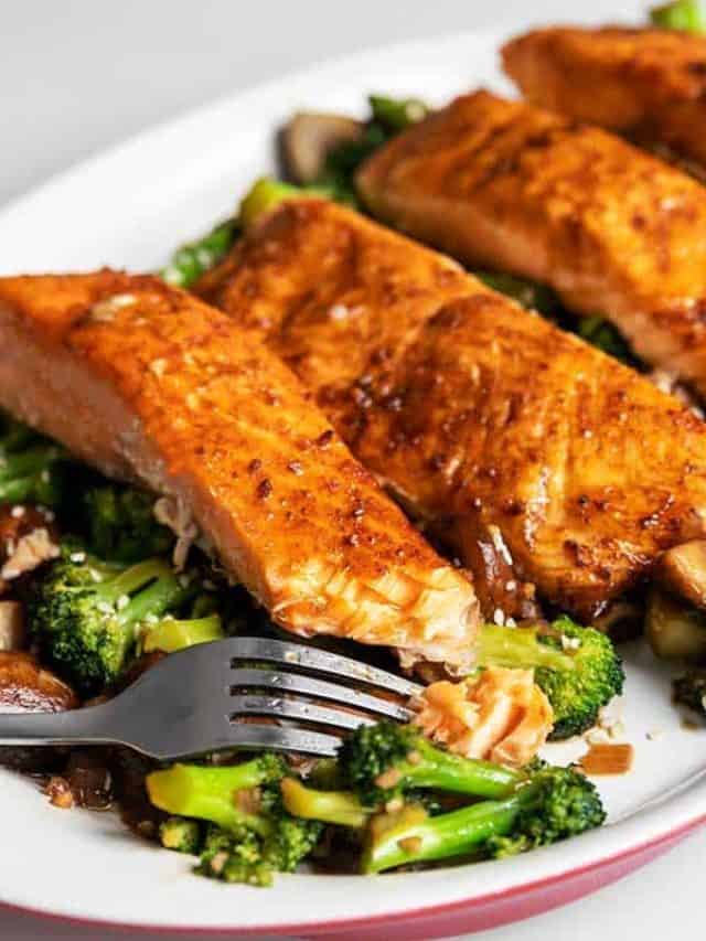 Keto Teriyaki Salmon and Broccoli
