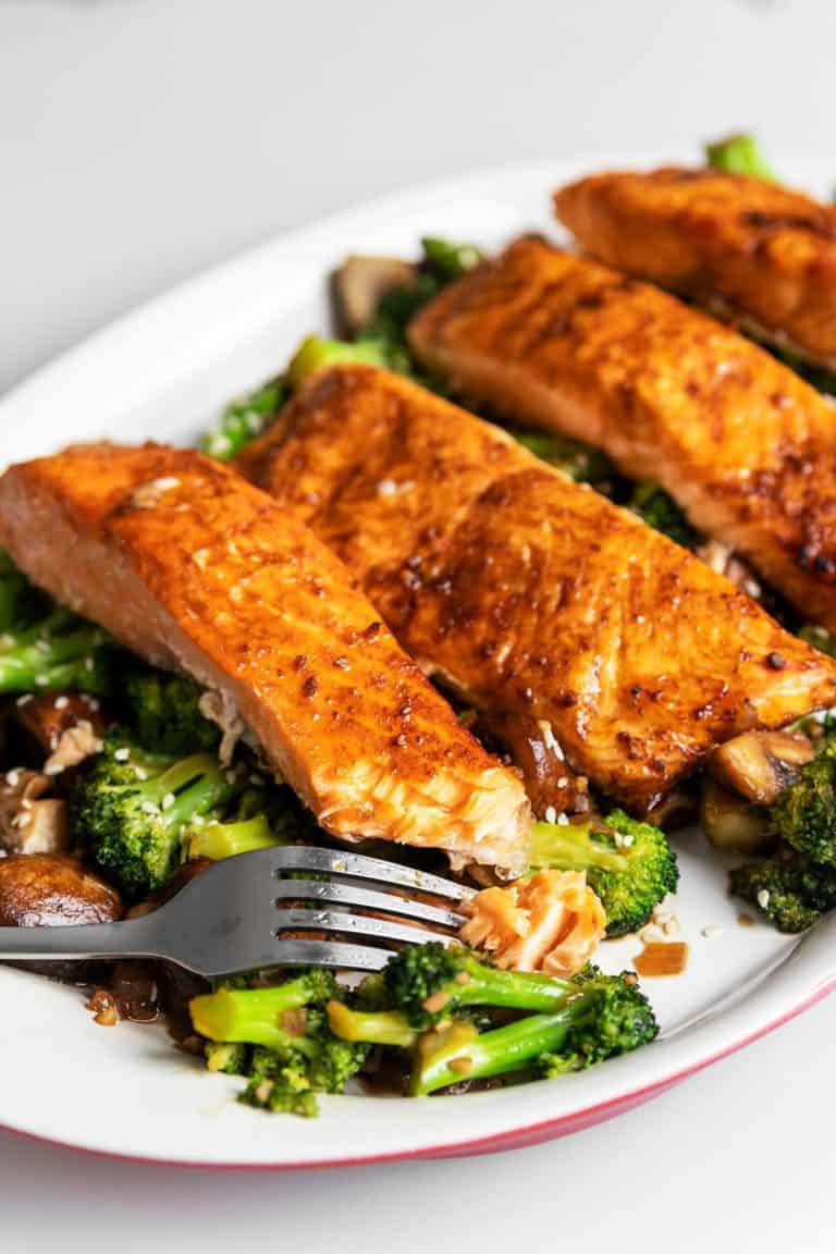 keto teriyaki salmon on a white plate