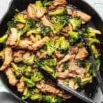 keto chicken broccoli stir fry in a skillet