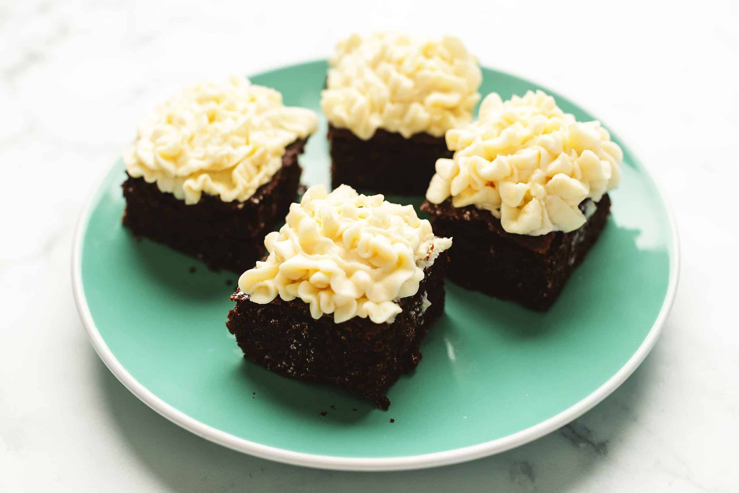 keto chocolate cake with cream cheese frosting