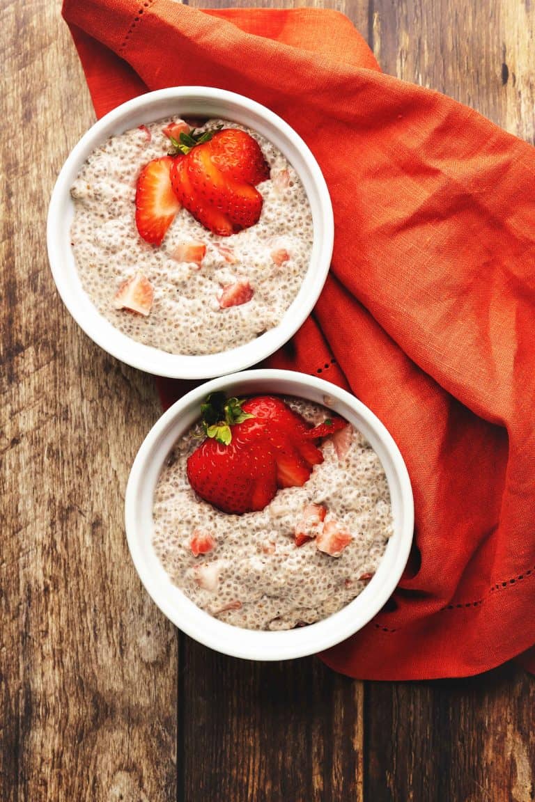 strawberry chia seed pudding