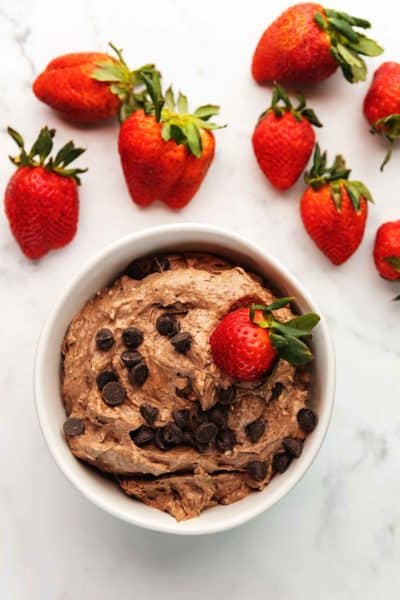 strawberries dipped in chocolate fruit dip