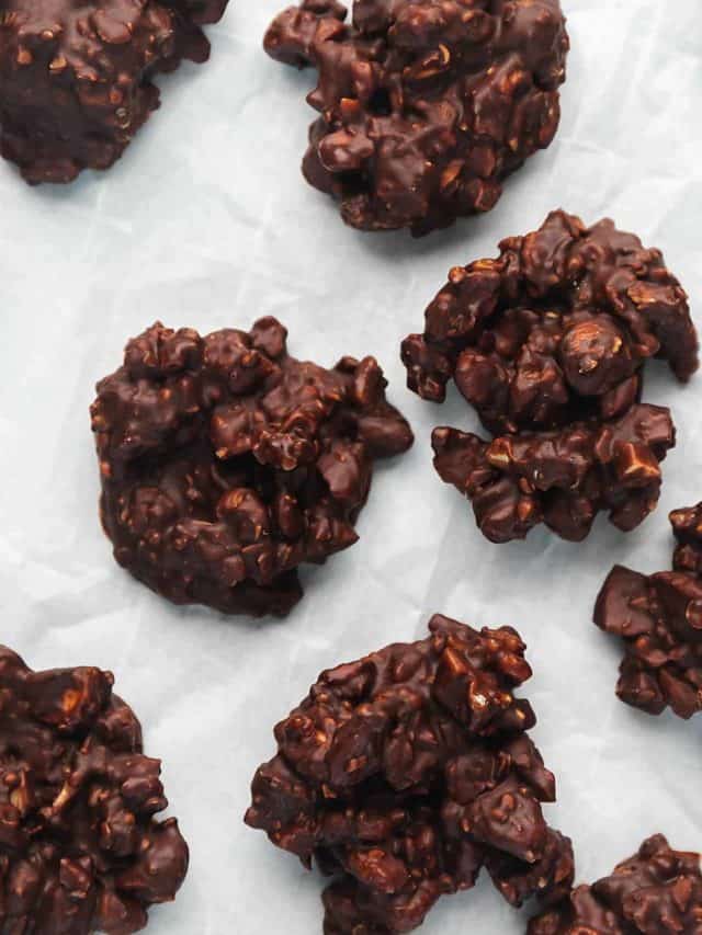 cropped-keto-chocolate-nut-clusters-2-scaled-1.jpg