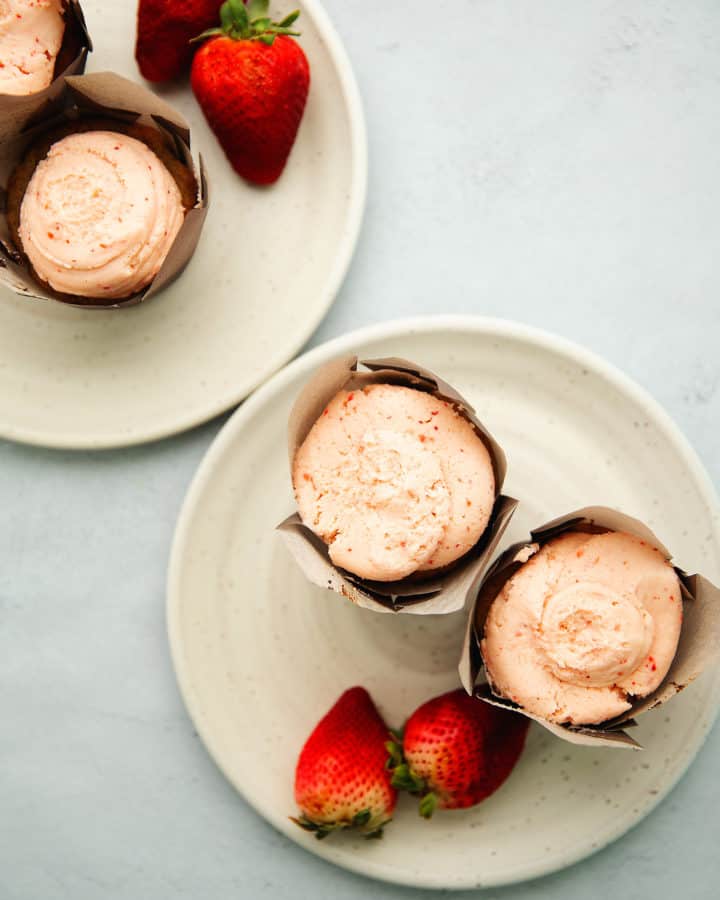 keto strawberry cupcakes on 2 plates