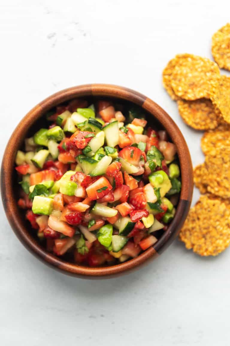 strawberry avocado salsa with crackers