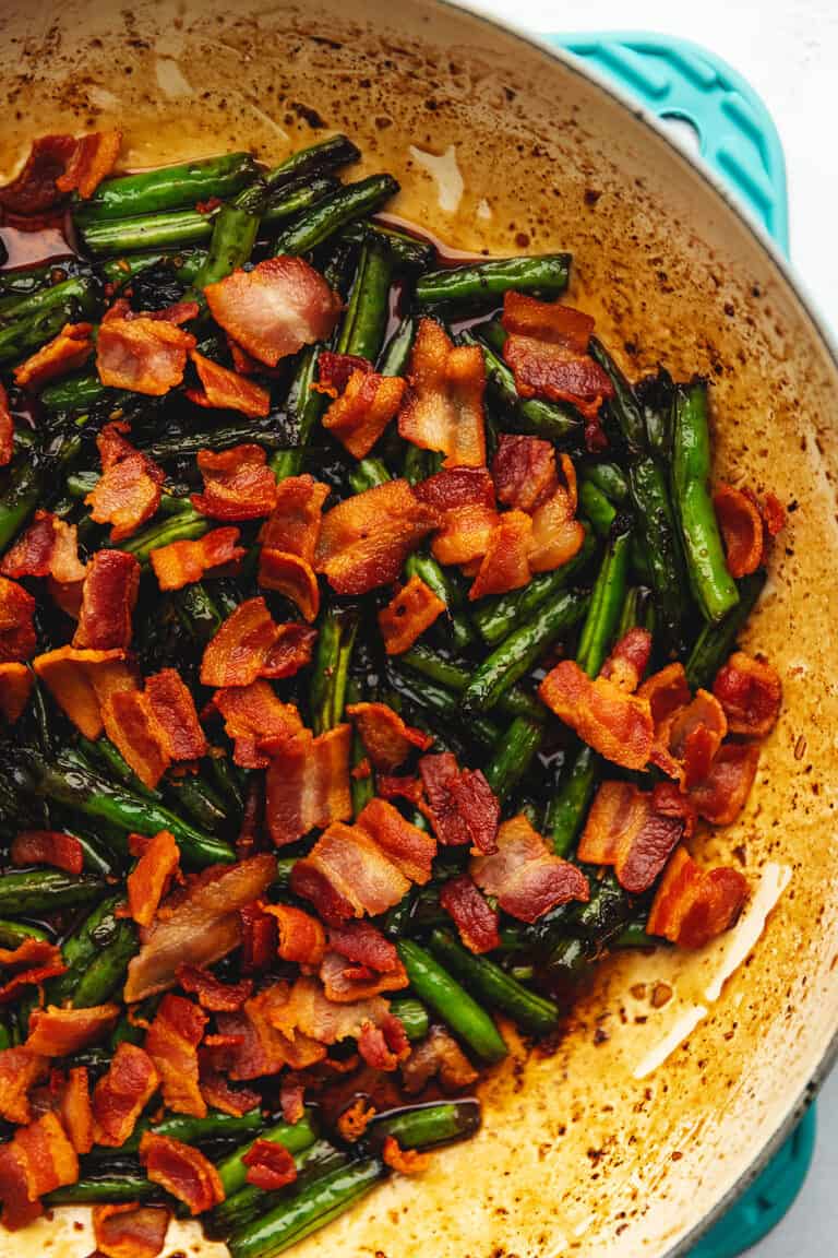 green beans with bacon in a skillet