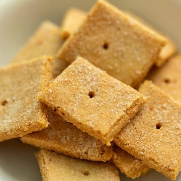 close up of gluten free crackers